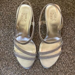 Woman’s 8w rhinestone naturalizer Vanessa 2 strappy heeled sandal silver